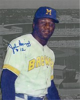 JOHNNY BRIGGS SIGNED 8X10 BREWERS PHOTO